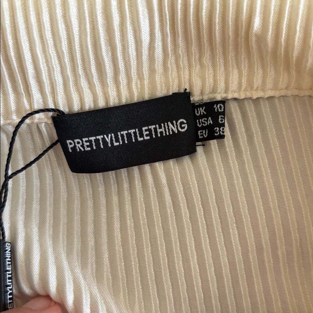PrettyLittleThing Plissé Frill Ham shirt dress USA size 6 - Picture 5 of 6